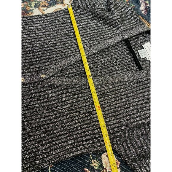 Vtg ADRIENNE VITTADINI LAMBSWOOL Sweater CARDIGAN WOMENS sz MEDIUM GRAY metallic - Picture 6 of 11